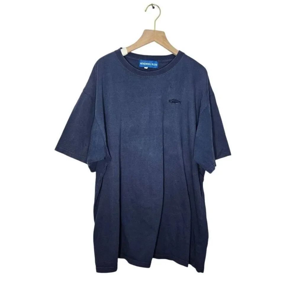 Menemsha Blues Shirt Men's Size X-Large Fish Logo Graphic Short Sleeve Crewneck